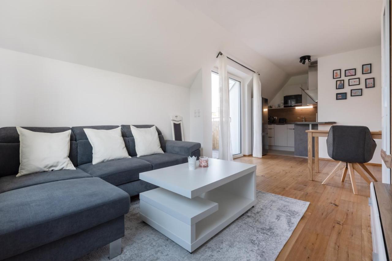 Gruene Ruhelage, 20 Minuten Ins Zentrum Und Parkgarage Apartament *