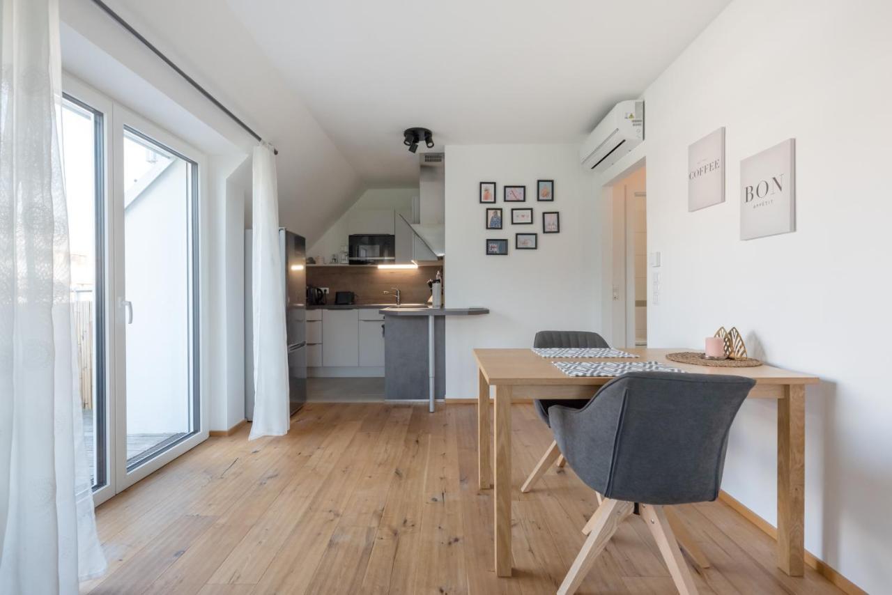 Gruene Ruhelage, 20 Minuten Ins Zentrum Und Parkgarage Appartement Vienne